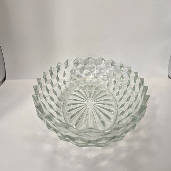 Mid-Century Clear Glass Diamond Quilt Pattern Decorative Bowl - Picture 2 of 9